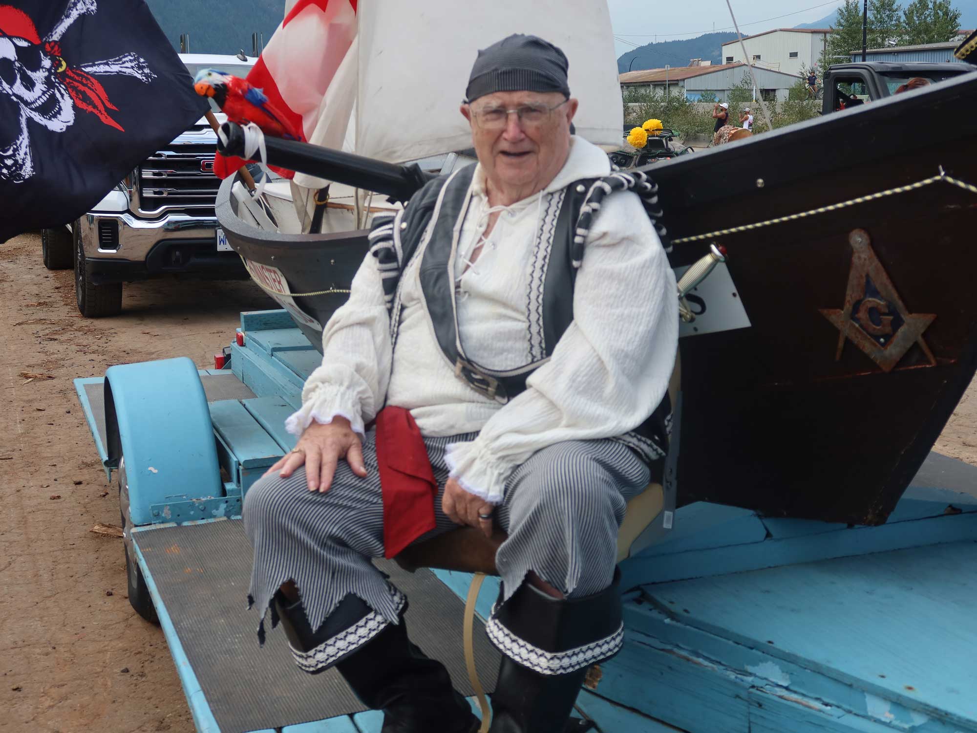 parade_pirate